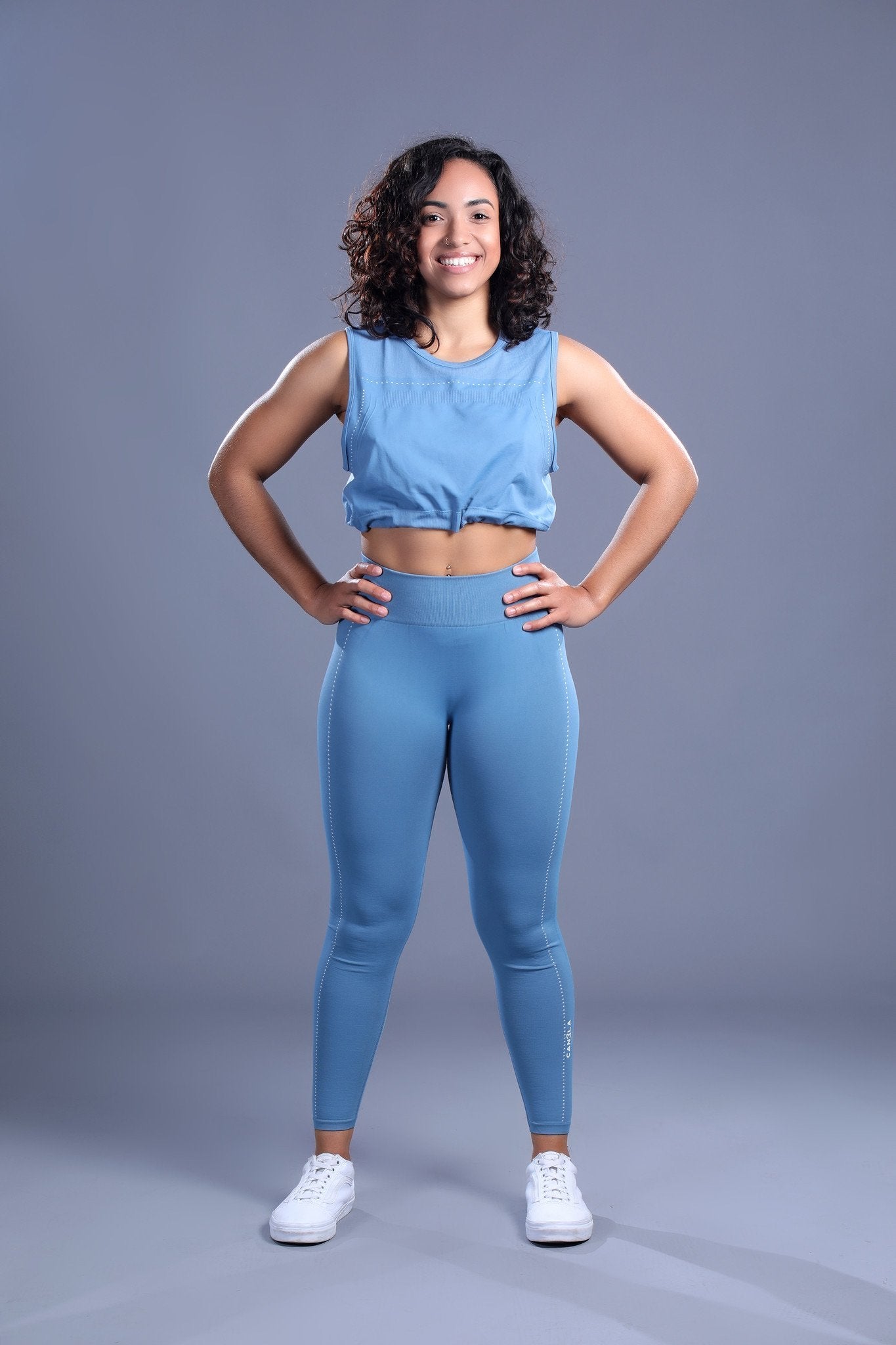 OBSESSION LIGHTWEIGHT SEAMLESS CROP TOP - OCEAN LINER - CanelaFitness